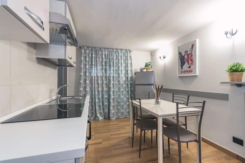Appartement Dora 33 *